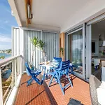 Emilie - Panoramic Sea Views Facing Paradise