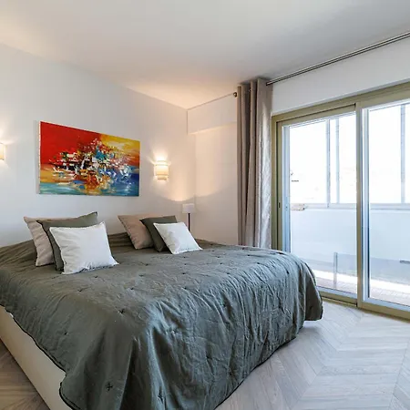 Emilie - Panoramic Sea Views Facing Paradise Apartment Vallauris
