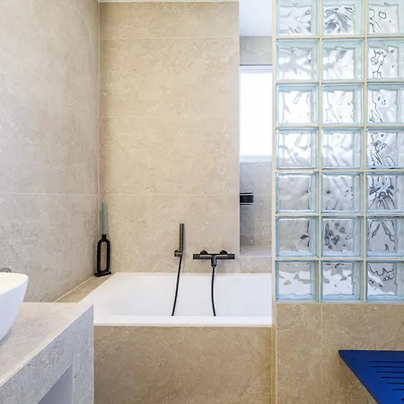 Emilie - Panoramic Sea Views Facing Paradise Apartment Vallauris